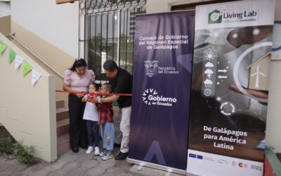Por una educación más verde, celebramos la entrega de la primera aula sostenible en Galápagos